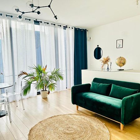 Maison 50 M2, A 5 Minutes De Paris Et Ideal Pour Disney Монтрёй Экстерьер фото